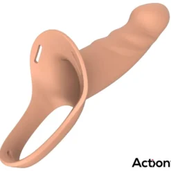 Strap-on ontolla dildolla